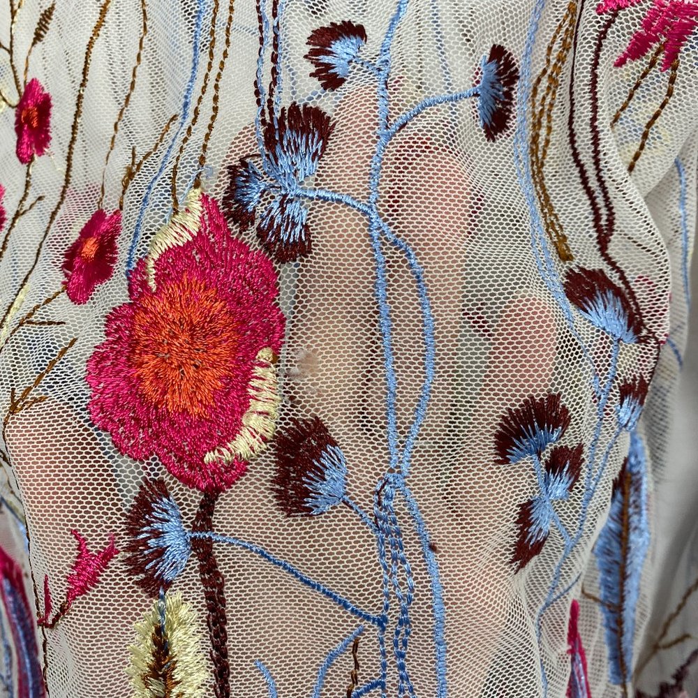Cynthia Rowley mesh Embroidered Floral bell sleeve - Picture 5 of 7